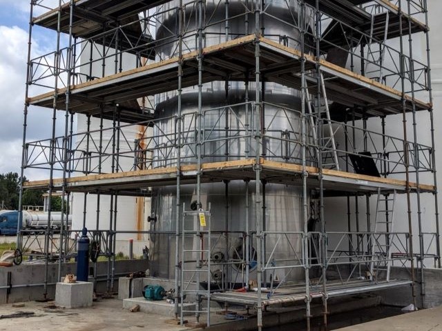 Industrial vessel insulation